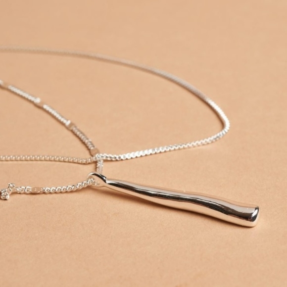 Jenny Bird Leans Pendant Fabfitfun Fall 